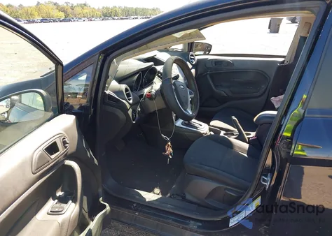 2019 Ford Fiesta Se z USA, uszkodzony, nr VIN 3FADP4BJ2KM159022